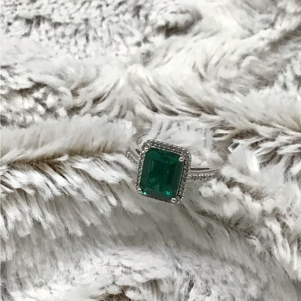 Emerald and Silver Ring
